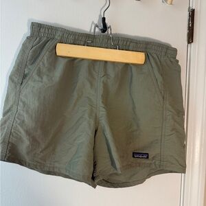 Patagonia baggies size medium!